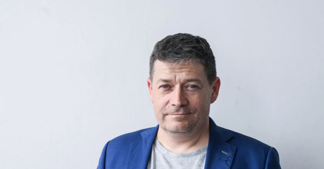 Barták and Nacher Elected as Deputy Speakers; Skopeček and Richterová Head to Second Round