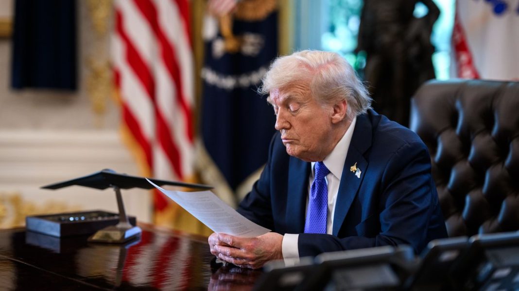 Trump Temporarily Allowed by Supreme Court to Halt Food Assistance Payments