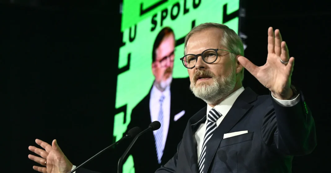 Fiala Accuses Babiš of Using Budget Talk to Distract from Conflict of Interest