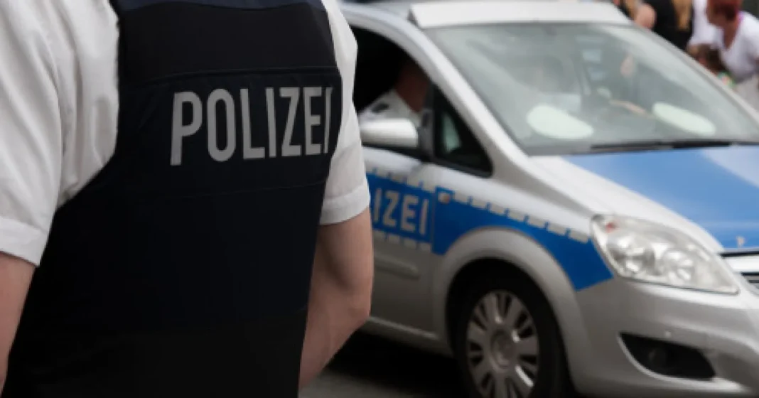 Man Attacks Police Officer with Knife in Prague Station, Ends Up Hospitalized After Being Shot