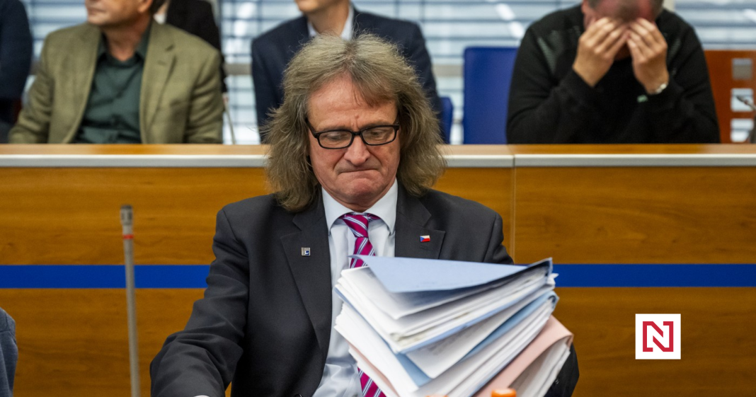 Unsuccessful VSE Candidate Ševčík Suggests Law Change to Exclude Students from Rector Elections