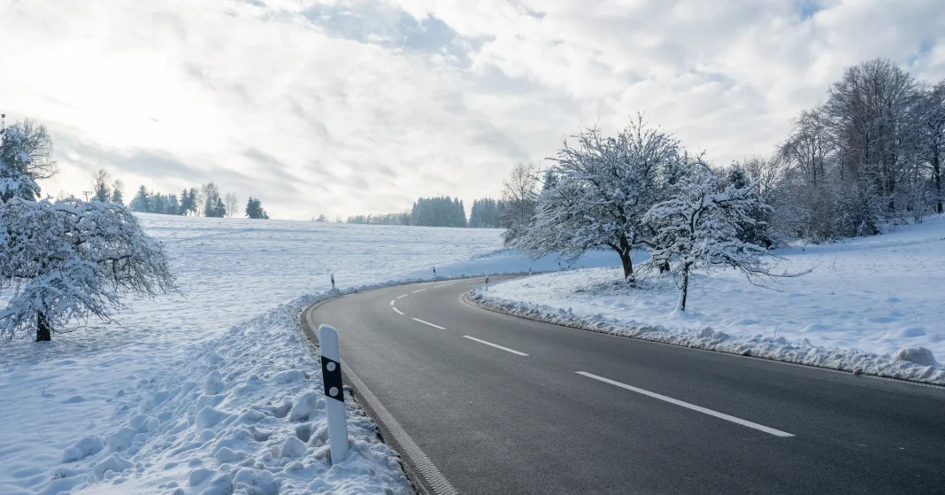 Title: “When Snow Falls in Prague: A Winter Guide”