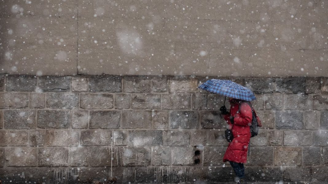 Snowfall Expected in East Moravia and Silesia: Up to 15 cm in the Beskydy Mountains