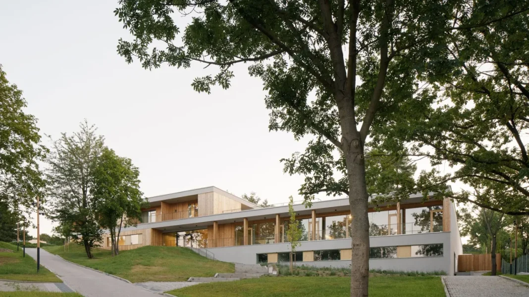 Czech Architecture Award Won by Children’s Hospice “Dům pro Julii”