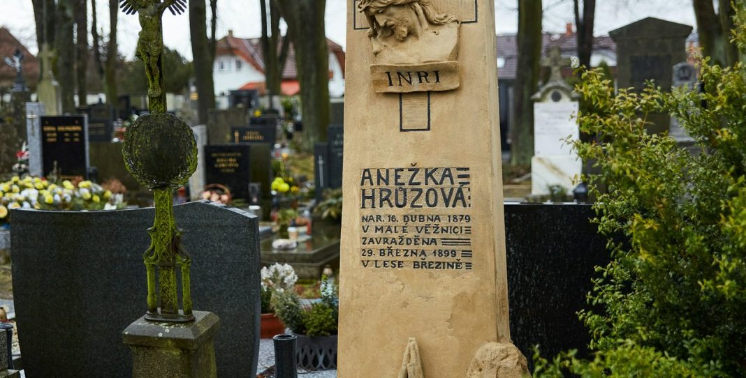 A New Documentary Explores the 125-Year-Old Unsolved Murder Case Haunting Czechia