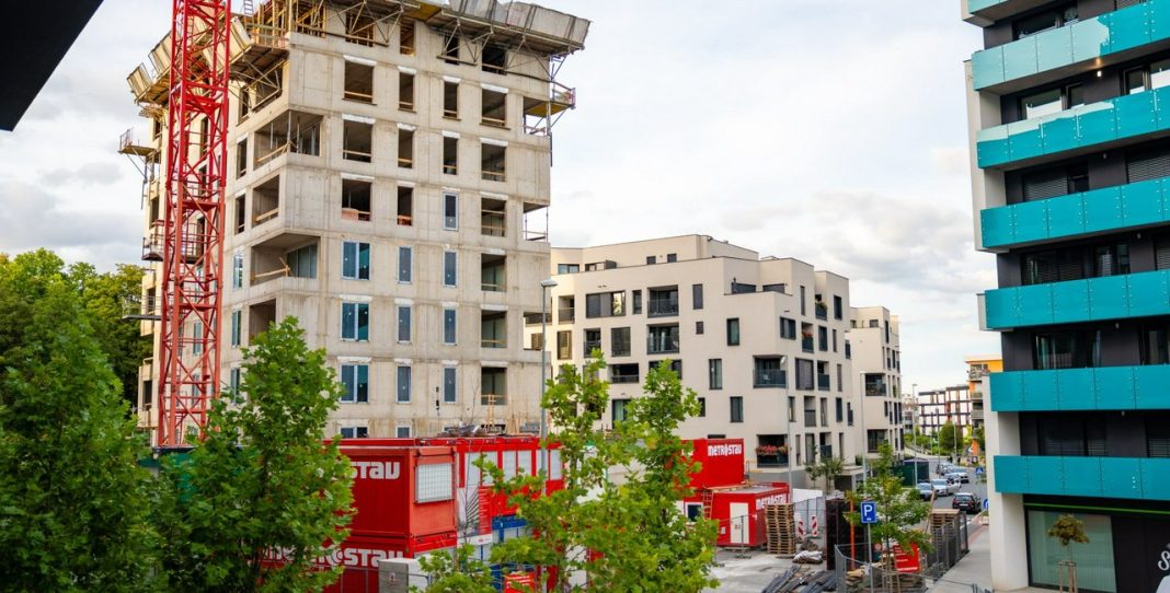 Can the New Government Address Prague’s Soaring Prices?