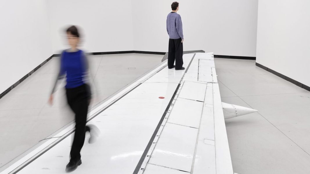 Walking on an Airplane Wing: Acclaimed Slovak Artist Exhibits in Prague