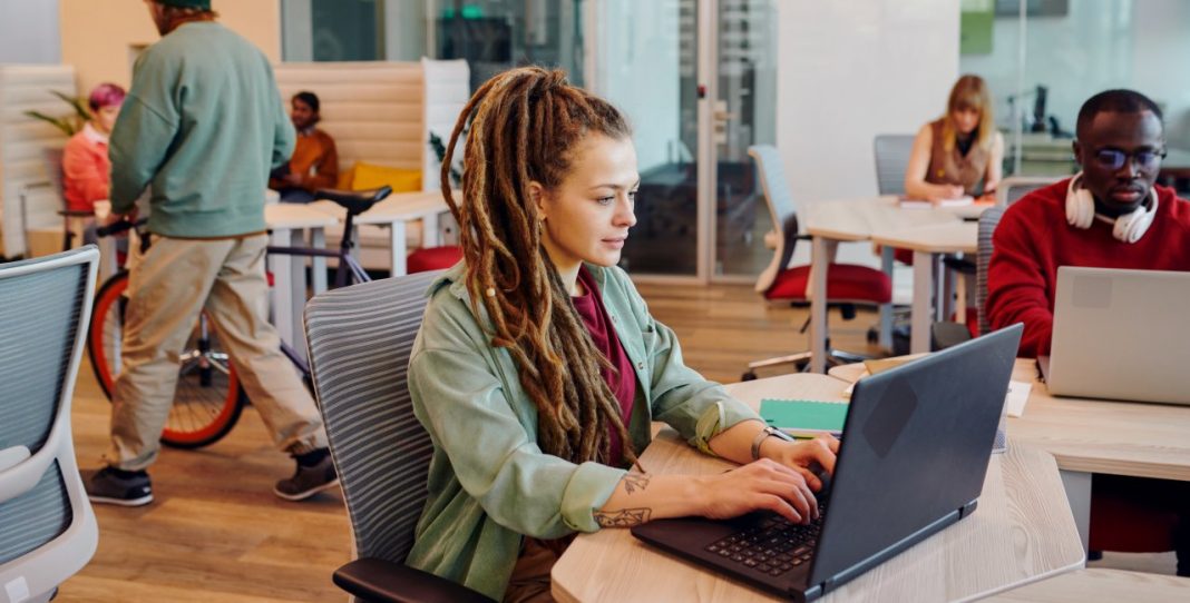 Understanding the ‘Švarc’ System: Why Trade Licenses Are Essential in Czechia