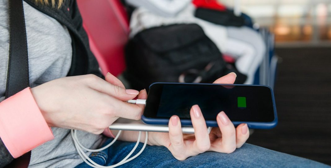 Airlines’ Electronics Restrictions: Impact on Passengers in Czechia