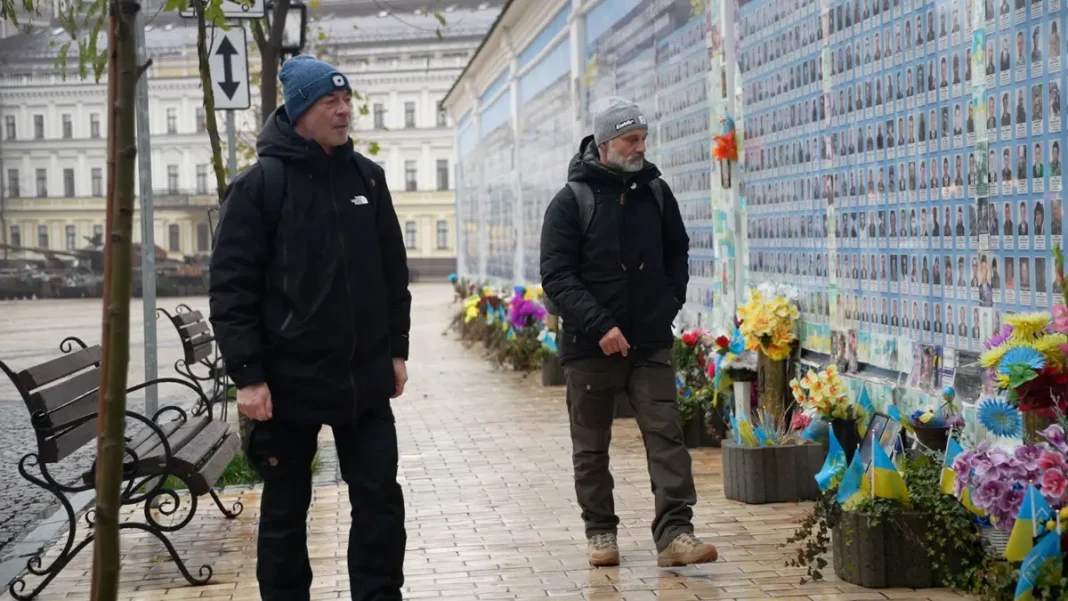 Title: “Anděl Páně Stars Trojan and Dvořák Share Insights on Meeting Ukrainian Soldiers and Views on American Betrayal”