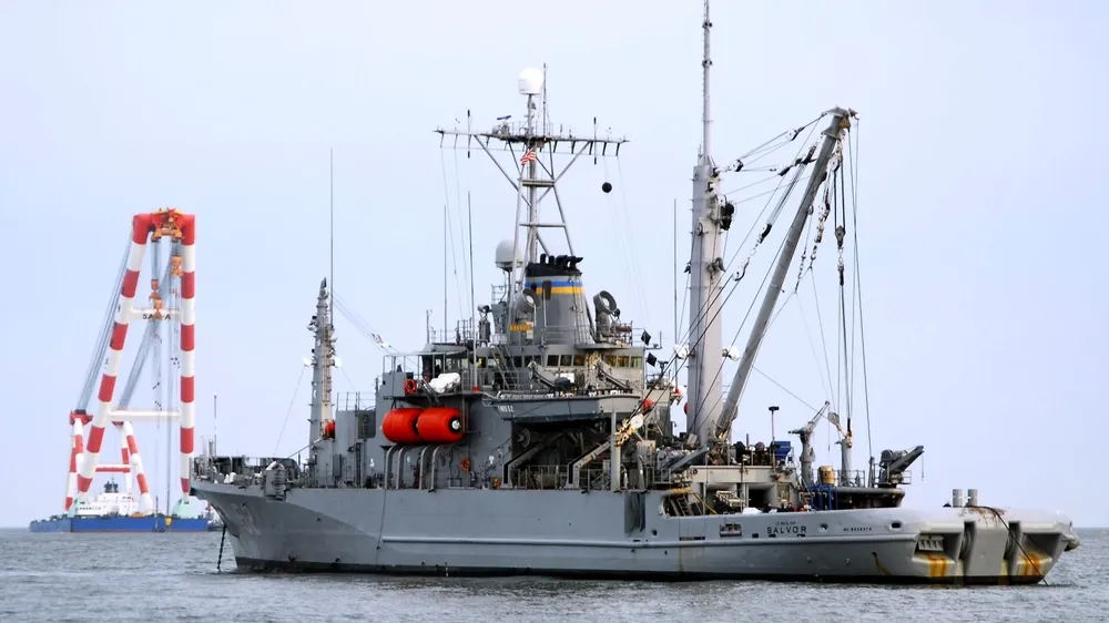 U.S. Navy Searches for Two Crashed Aircraft in the South China Sea