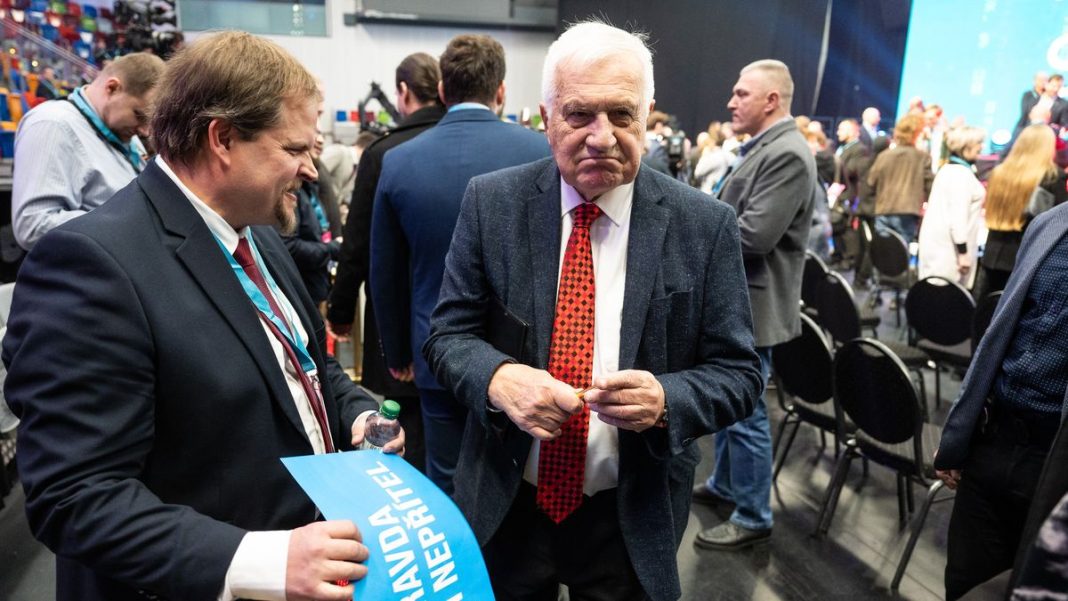 Minor Diplomatic Incident: Klaus’s Tree in Slovakia Falls