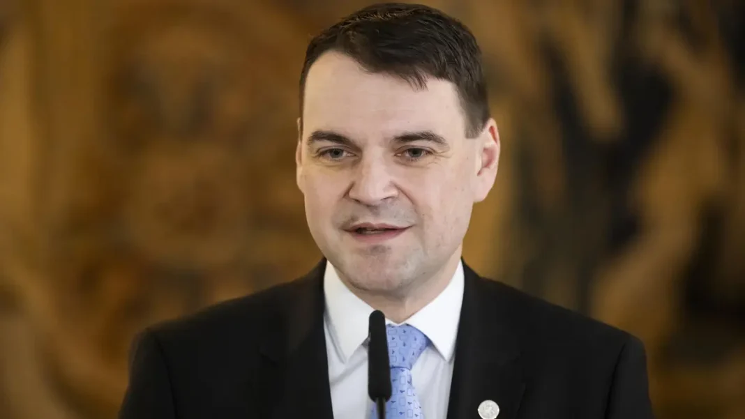 World Moves Toward Diplomatic Resolution in War, Says Macinka