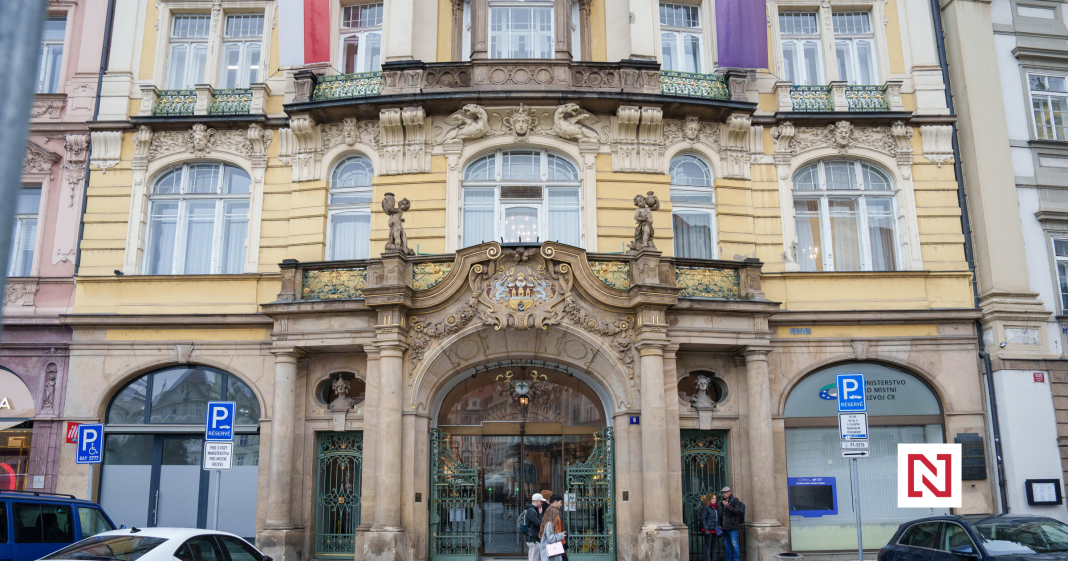 Bonded Debt of 230 Million and Collaboration with a Convicted Fraudster – Insider Report