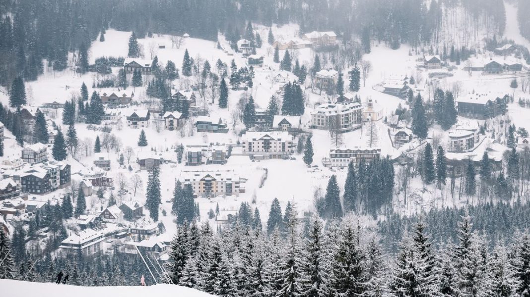 Winter Weather and Snowfall Set to Arrive in Czech Republic: Mountain Regions Brace for Snow Drifts