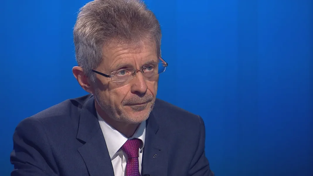 Okamura Forgets Czech Shirt During Slovakia Visit, Remarks Vystrčil