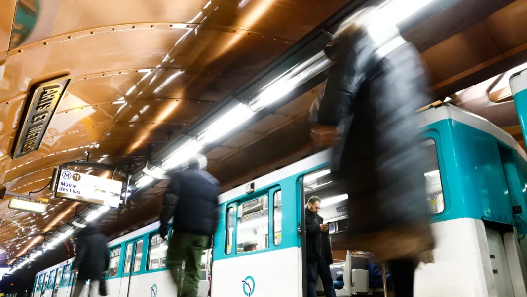 Paris Metro Stabbing Suspect Admitted to Psychiatric Facility