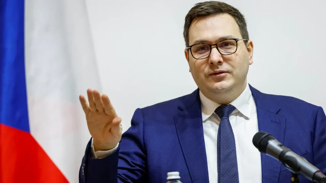 Donors Contribute 100 Billion to Ammunition Initiative, Says Lipavský