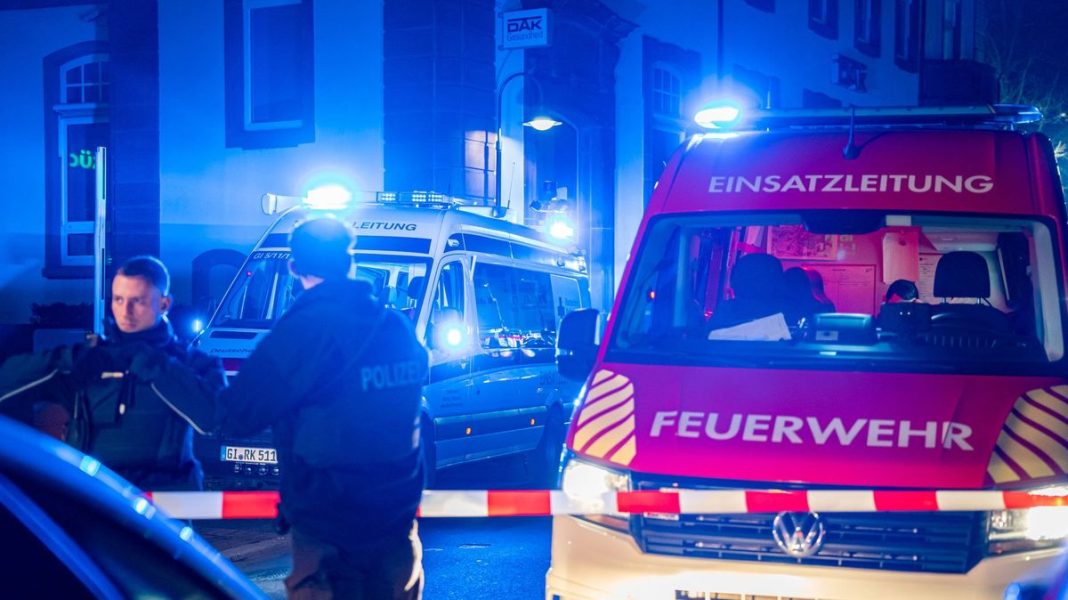 Driver Hits Pedestrians at Gießen Bus Stop