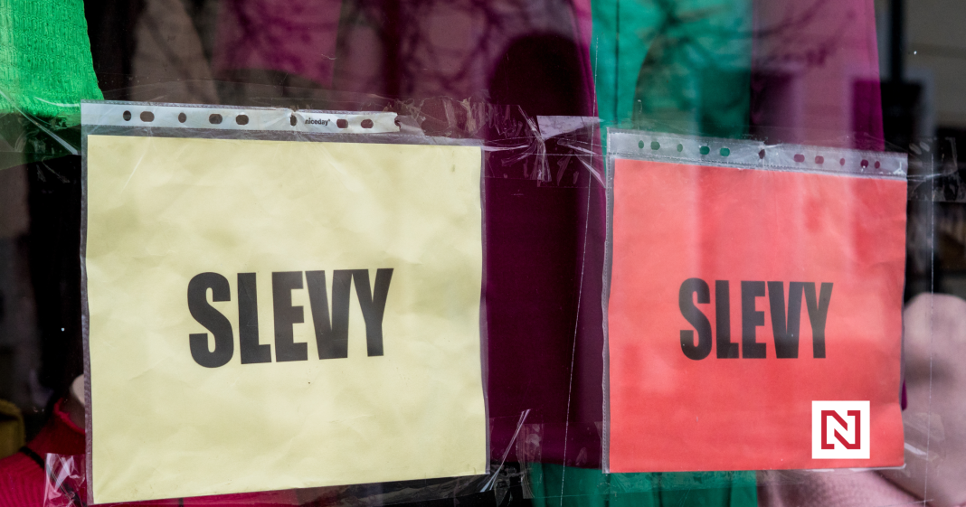 When One Discount Ends, Another Begins: Experts Explain Why Paying Full Price is a Mistake