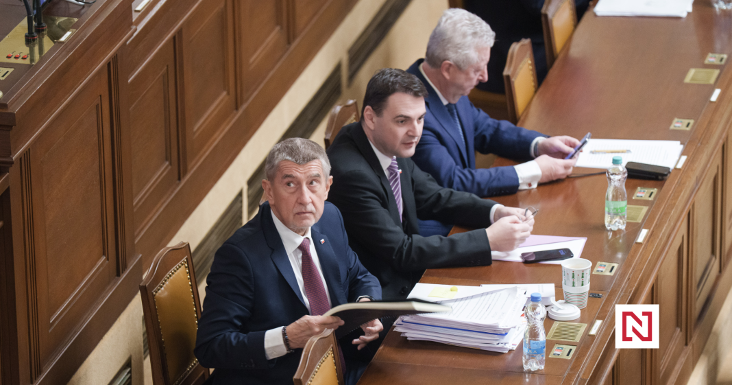 Czech Government Wins Confidence Vote as SPD Supports Aid to Ukraine