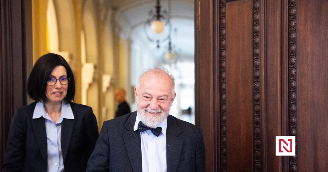 BIS Discusses Kmoníček with Babiš: What’s Happening with the Prime Minister’s Key Figure?