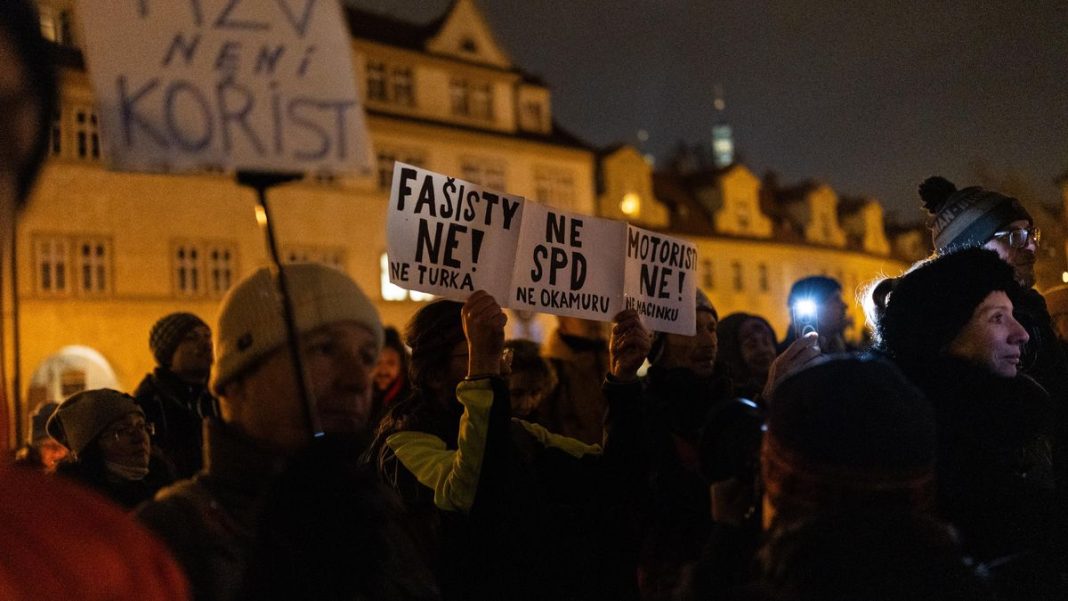 Commentary: Will the Government Crackdown on Officials Lead to Worse Bureaucracy?