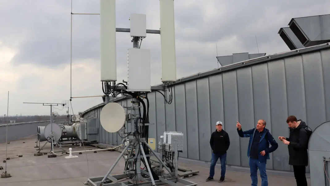 Mobile Signal Challenges: Beskydy Coverage Issues Frustrate Local Mayors