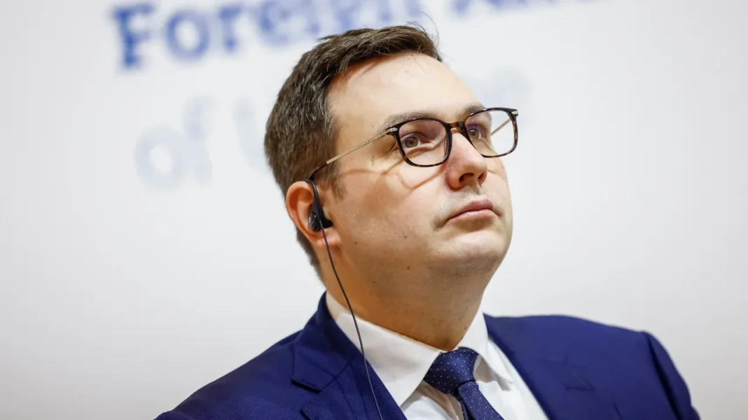 Lipavský Considering Joining ODS, Reports ČT24