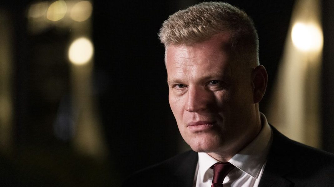 Turkish Worker Contract Controversy: Ongoing Post Raises Questions