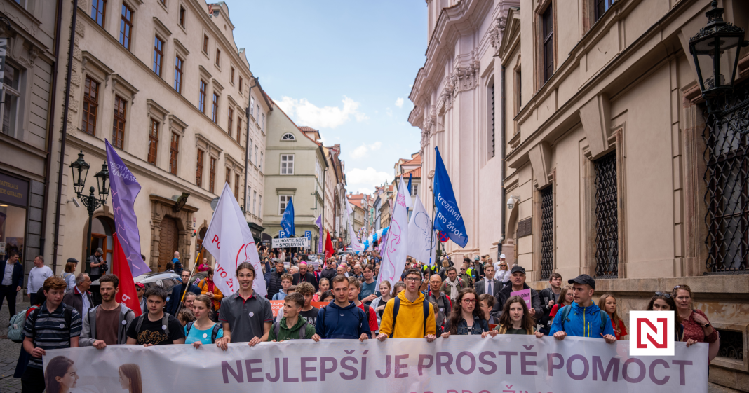 The Growing Influence of an Anti-Abortion Group: Czech Government Expected to Consider Their Recommendations, Say Lawmakers