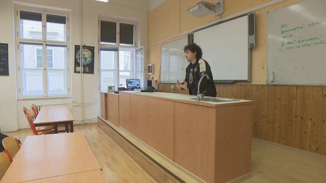 Boosting Teacher Education: New Program Aims to Increase Student Enrollment by Up to 20%