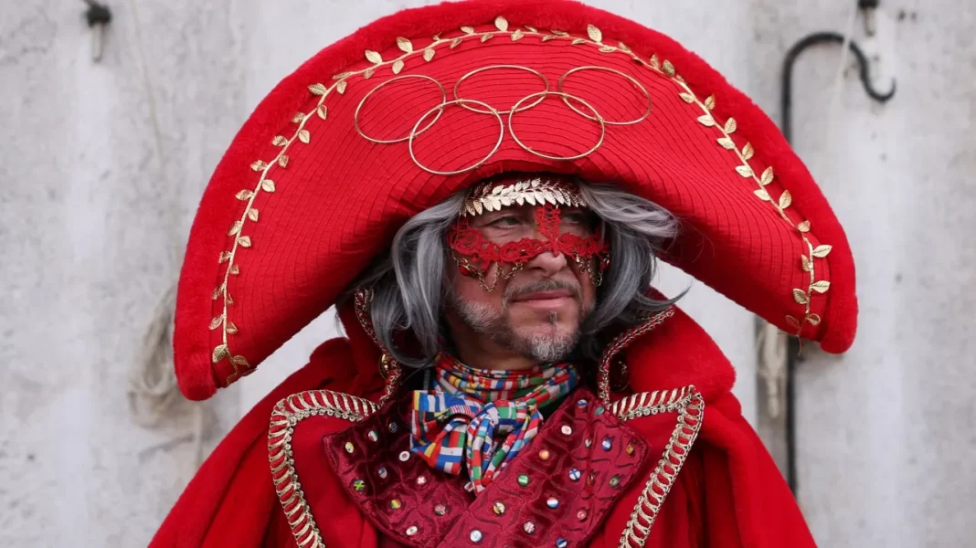 Creative Masks and Confetti-Spewing Rats: Discover Venice’s Traditional Carnival