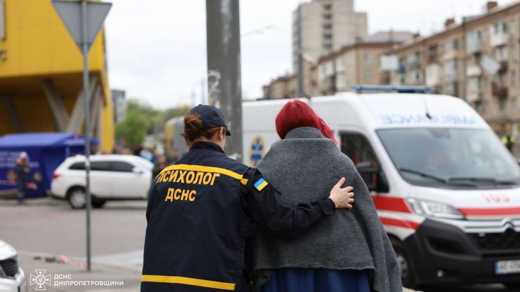Russian Attack on Dnipropetrovsk Region Leaves Two Dead, Five Injured