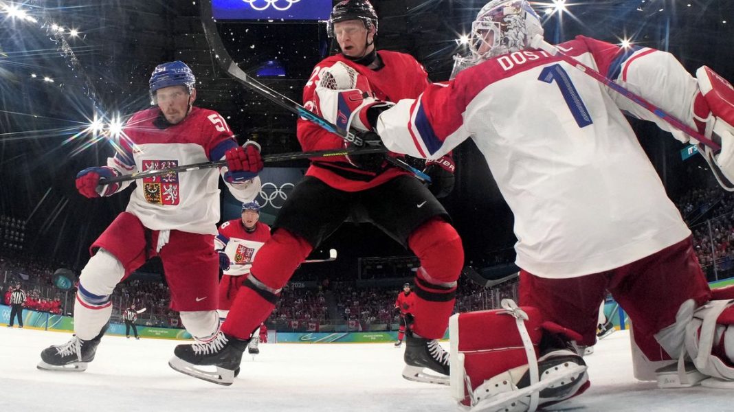 Czech Hockey Team Challenges Favorite, Narrowly Loses to Canada in Overtime