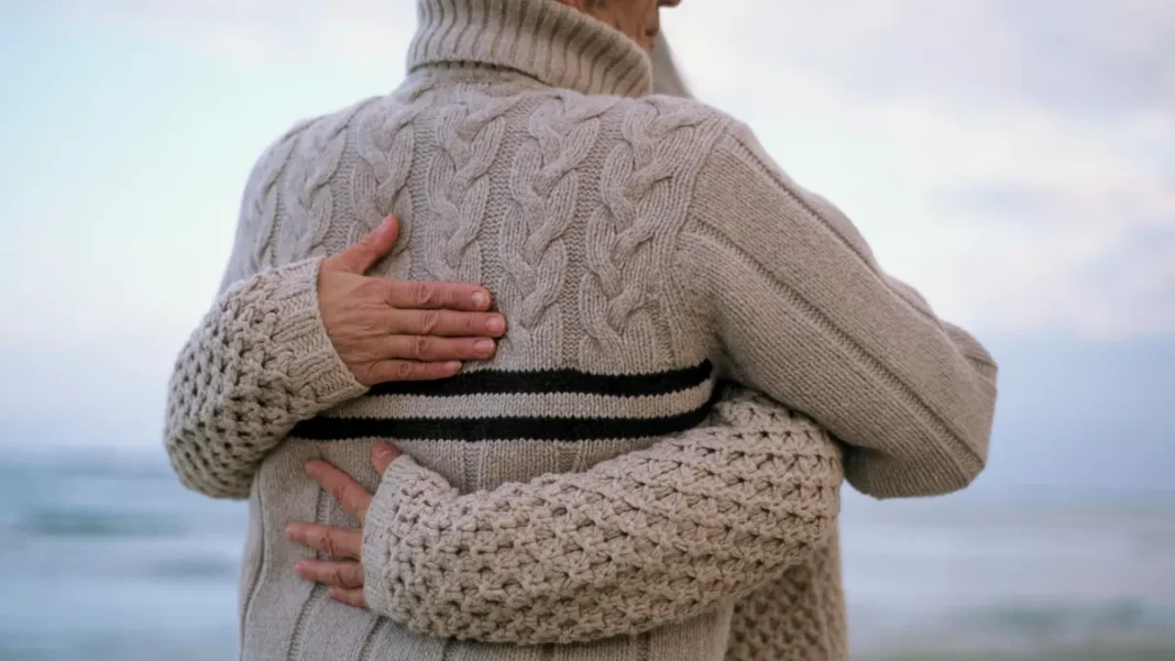 Why Does Hugging Feel So Good? The Secret Lies in Temperature