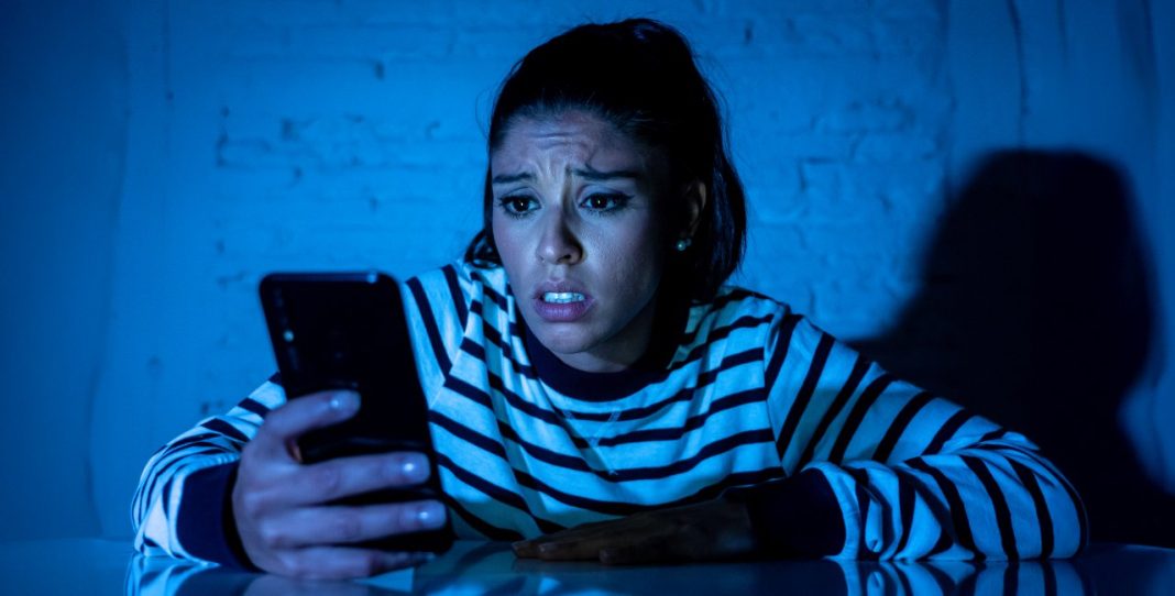 Understanding Czechia’s New Law: What Constitutes a Criminal Offense with Intimate Images?