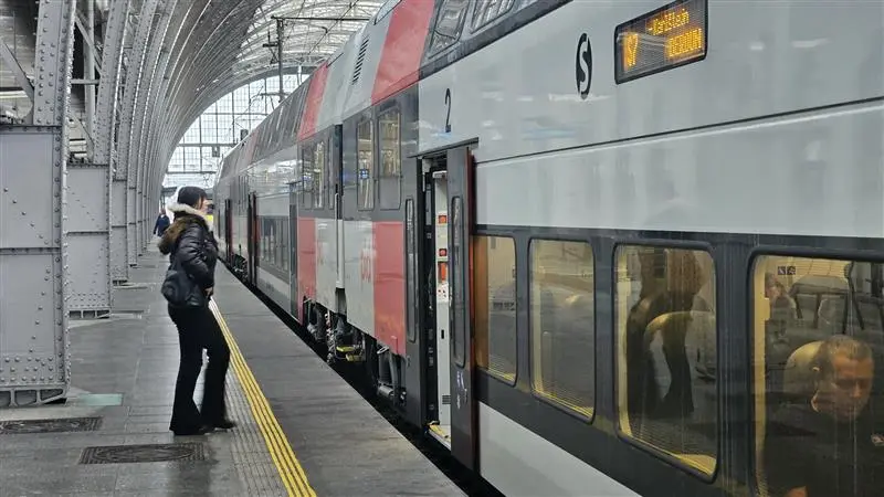 Prague Trains Transport 179,000 Passengers Daily: Rising Interest in PID Tickets